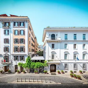 Hotel Locarno, Řím